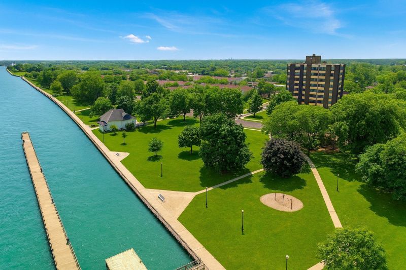 Best Foundation Repair pros in Pinckney, MI